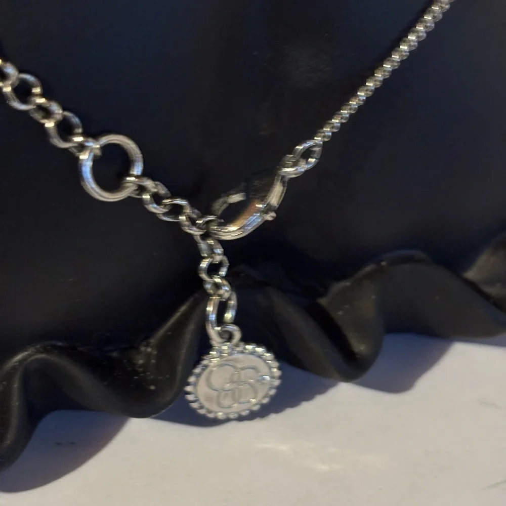 Vintage Jessica Simpson Necklace  20”